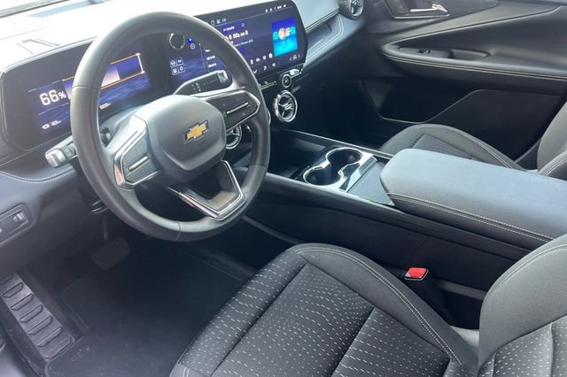 New 2025 Chevrolet Blazer EV LT image 10