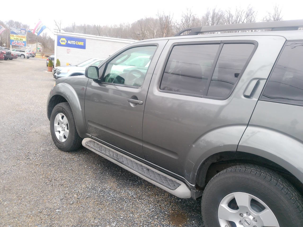 Used 2009 Nissan Pathfinder S AWD/4WD image 13