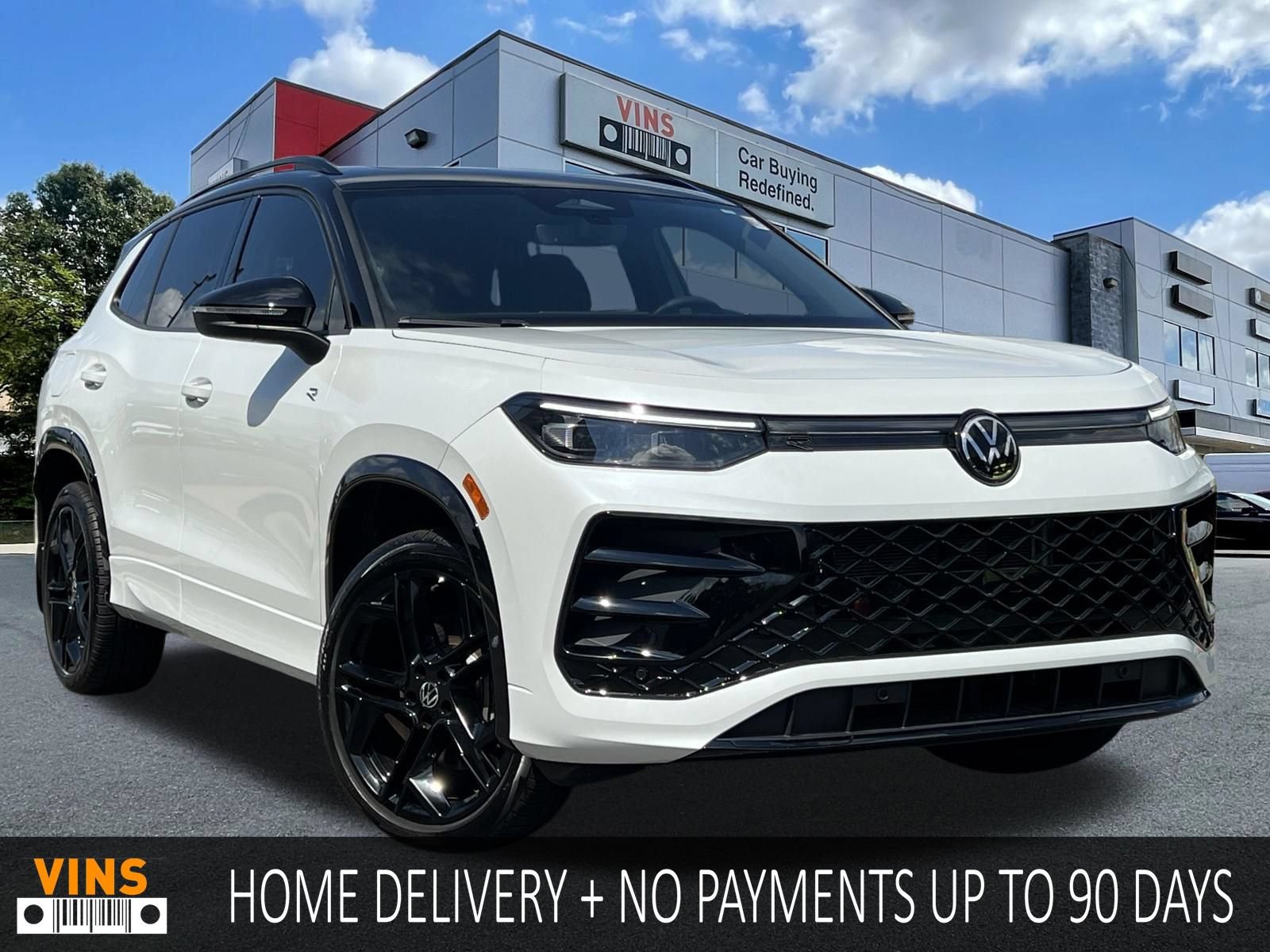 Used 2025 Volkswagen Tiguan SE R-Line