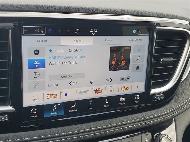 New 2026 Chrysler Pacifica Limited w/ Trailer Tow Group image 25