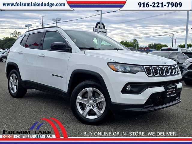 Certified 2024 Jeep Compass Latitude AWD/4WD image 1