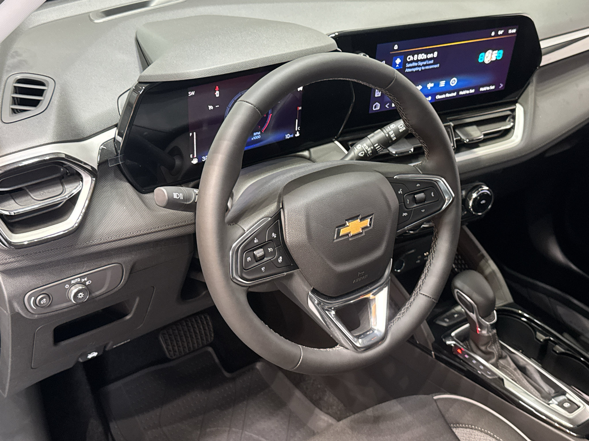 New 2026 Chevrolet TrailBlazer LT w/ Convenience Package AWD/4WD image 15