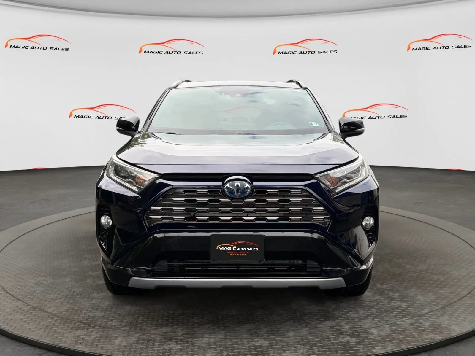 Used 2021 Toyota RAV4 XSE w/ XSE Grade Weather Package AWD/4WD image 3