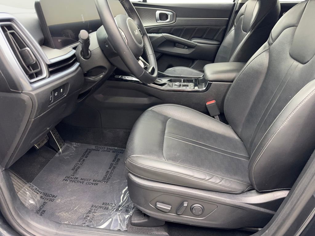 Used 2024 Kia Sorento SX FWD image 26