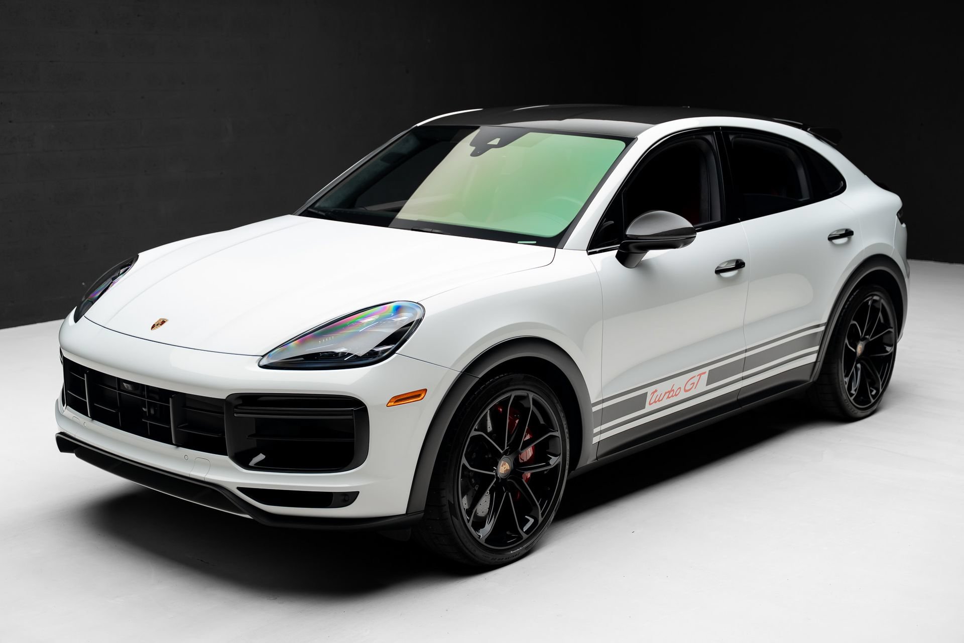Used 2022 Porsche Cayenne Turbo GT AWD/4WD image 4