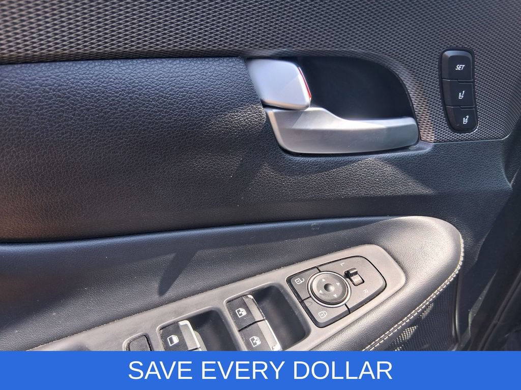 Used 2020 Hyundai Santa Fe Limited w/ Cargo Package FWD image 14