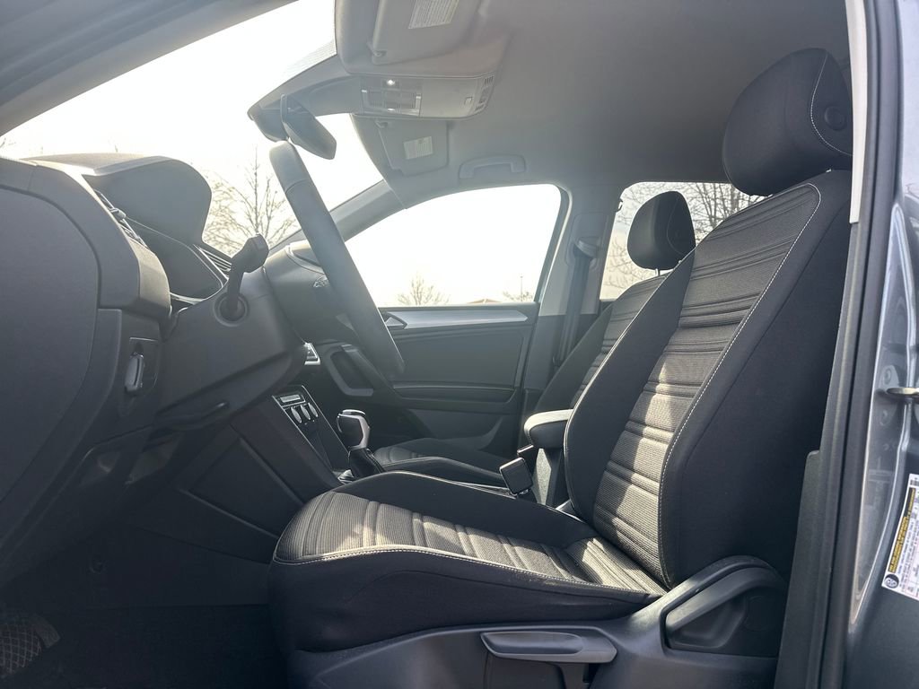 Used 2024 Volkswagen Tiguan S image 3