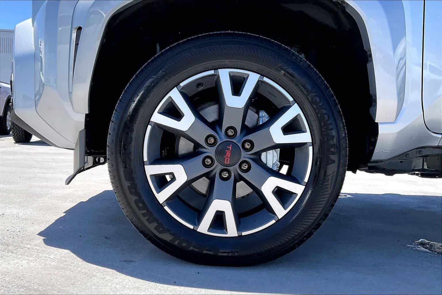 Used 2026 Toyota 4Runner 4WD image 8