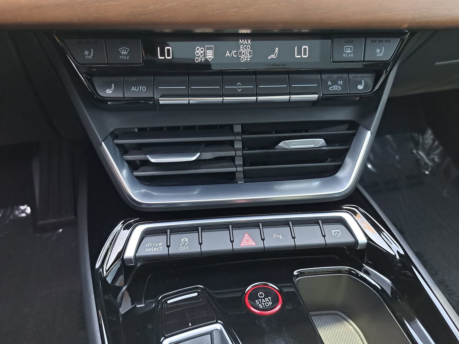 Certified 2023 Audi e-tron GT Premium Plus AWD/4WD image 25