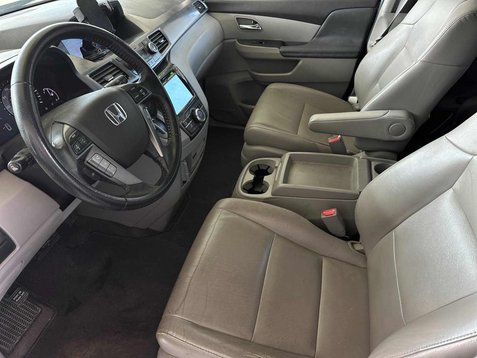 Used 2014 Honda Odyssey Touring image 9