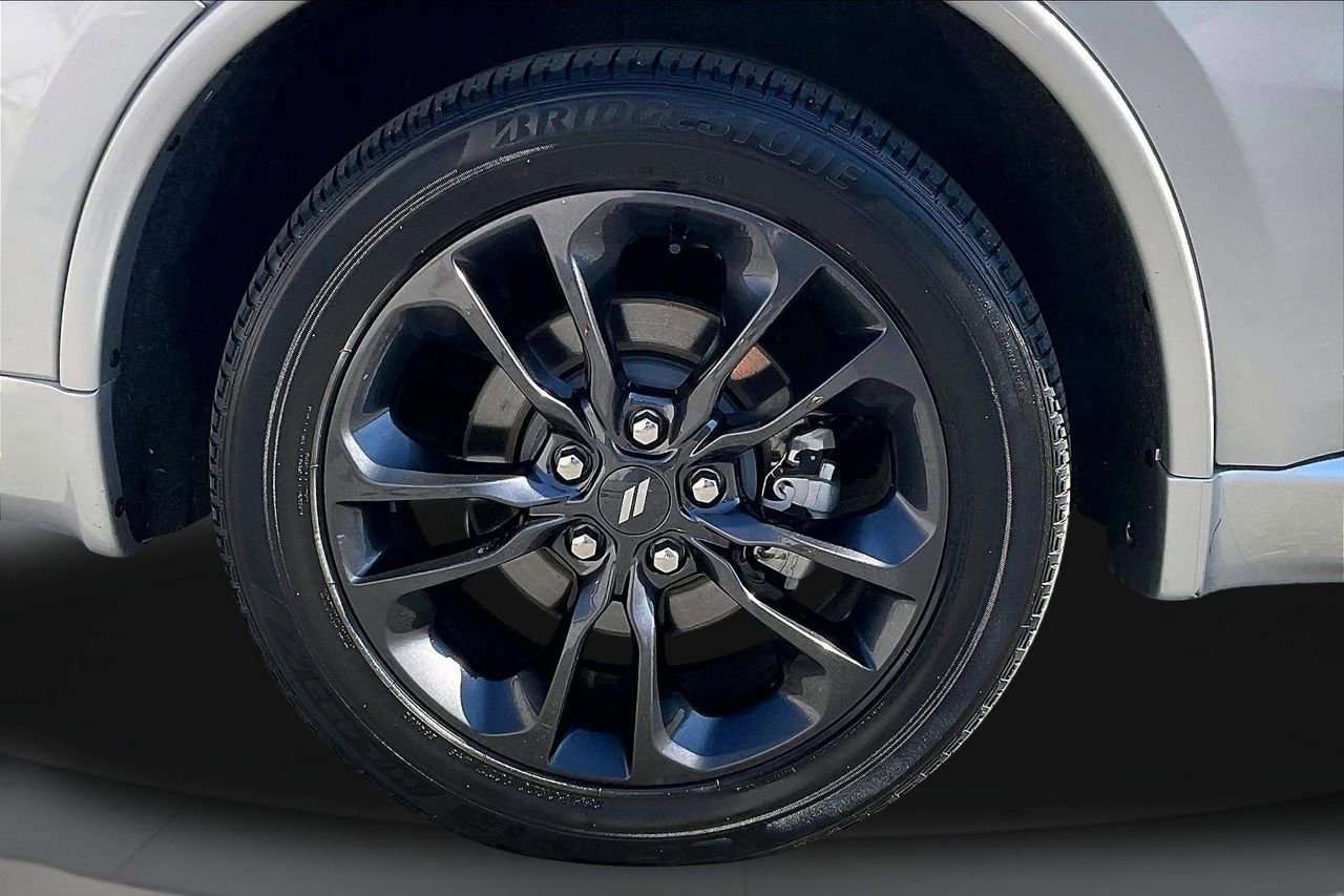 Certified 2024 Dodge Durango R/T w/ Blacktop Package AWD/4WD image 38