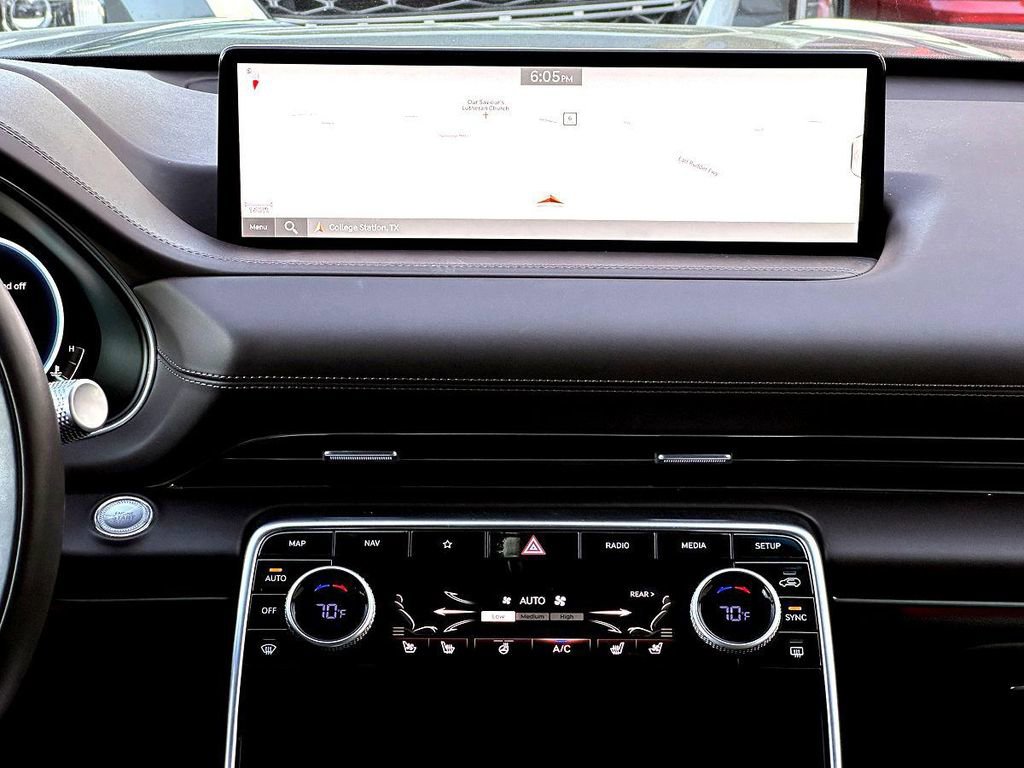 Used 2023 Genesis GV80 3.5T w/ Prestige Package image 33