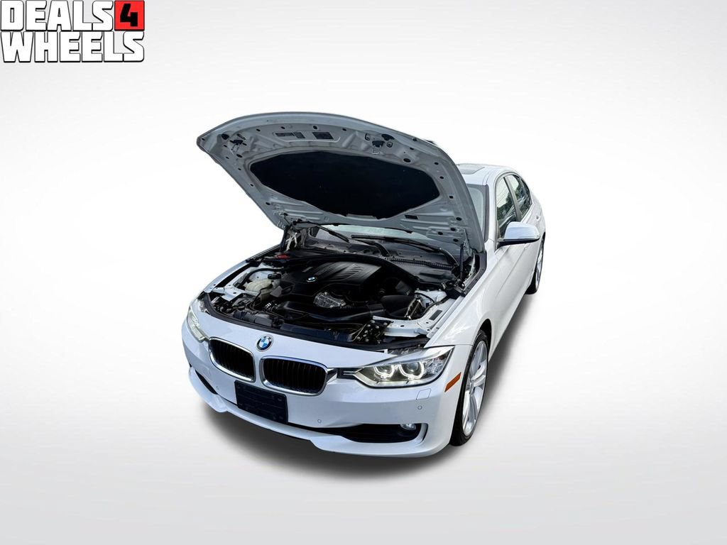 Used 2015 BMW 335i xDrive Sedan AWD/4WD image 6