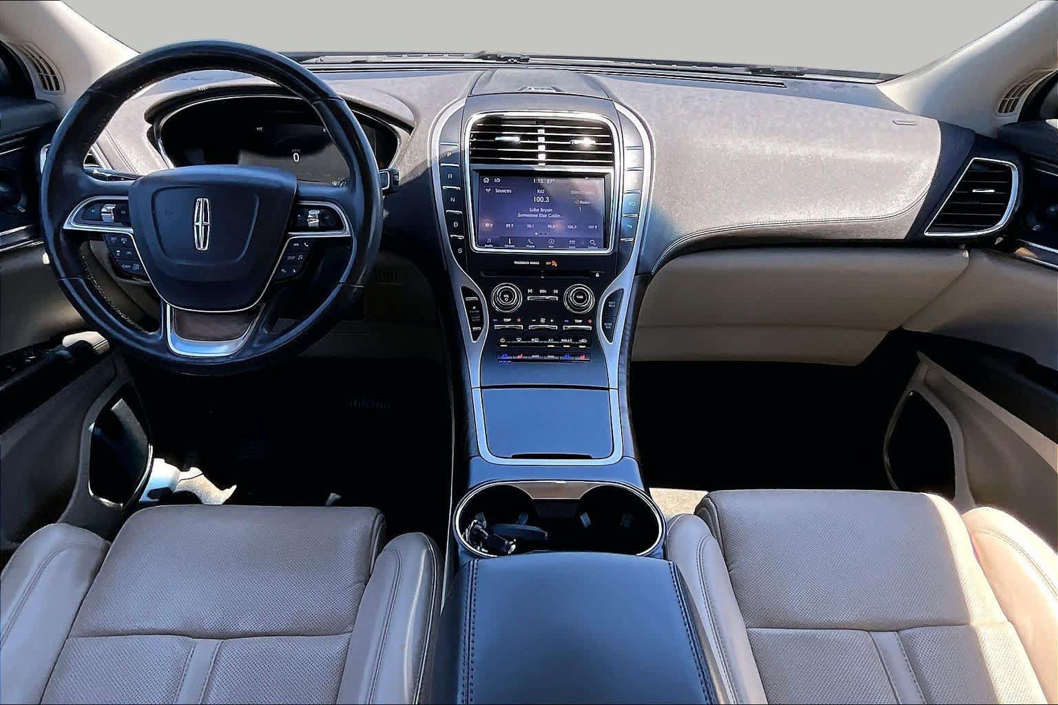 Used 2020 Lincoln Nautilus Reserve w/ Equipment Group 201A FWD image 16