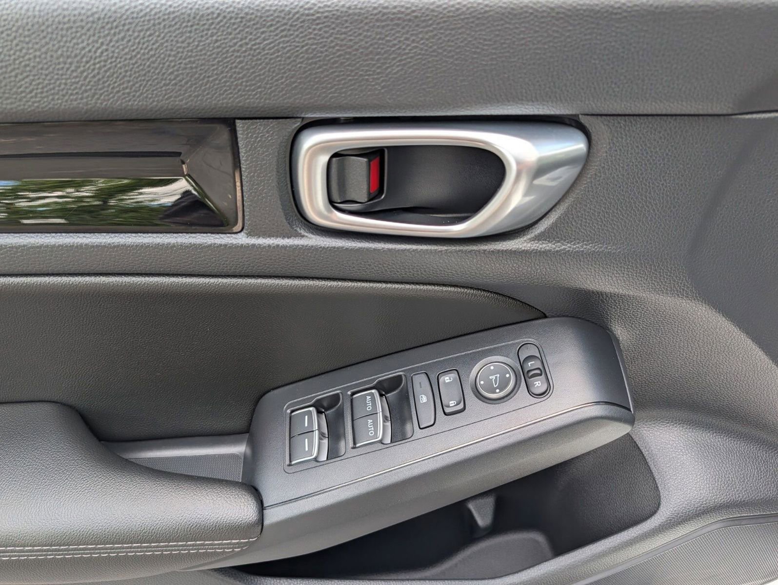 Used 2023 Honda Civic EX-L image 20