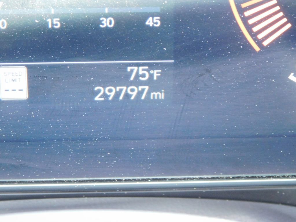 Used 2025 Hyundai Kona SEL FWD image 31