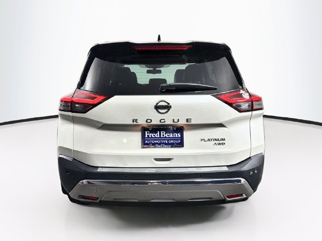 Certified 2021 Nissan Rogue Platinum AWD/4WD image 8