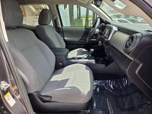 Used 2018 Toyota Tacoma SR5 image 18