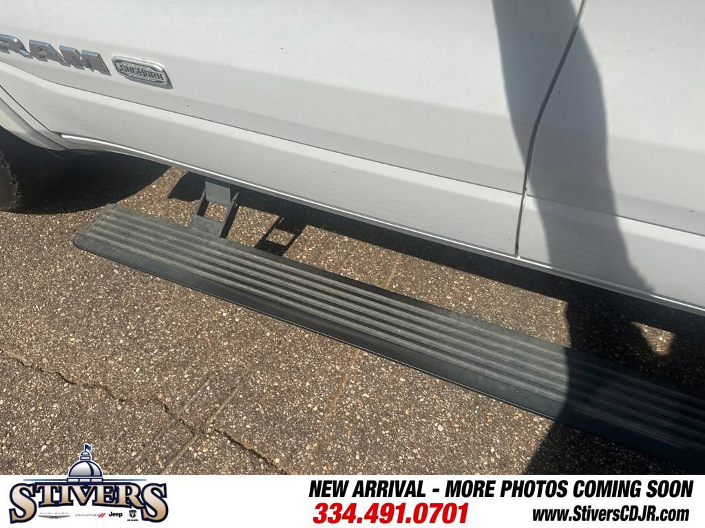 Used 2019 RAM 1500 Limited RWD image 12