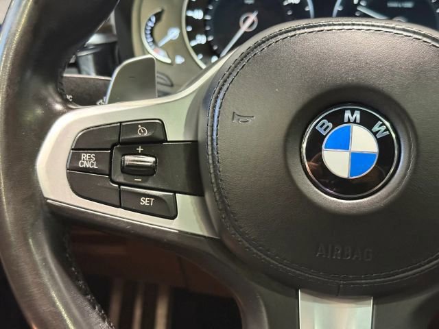 Used 2019 BMW 540i w/ M Sport Package image 16