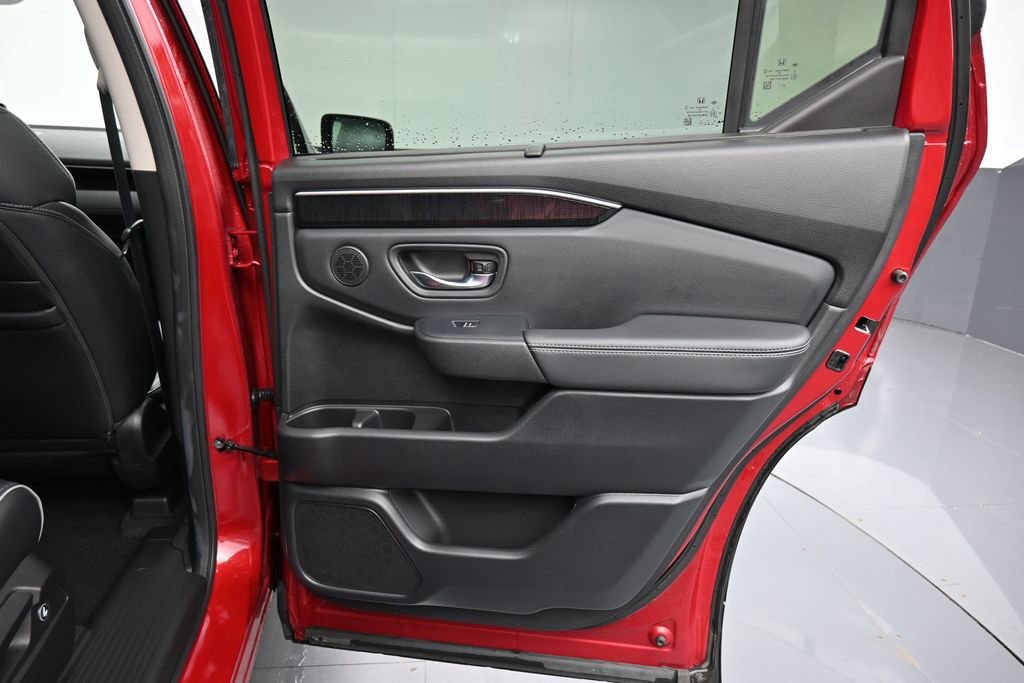 Certified 2024 Honda Pilot Elite image 26