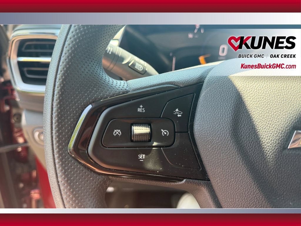 Used 2025 Chevrolet TrailBlazer LT FWD image 17