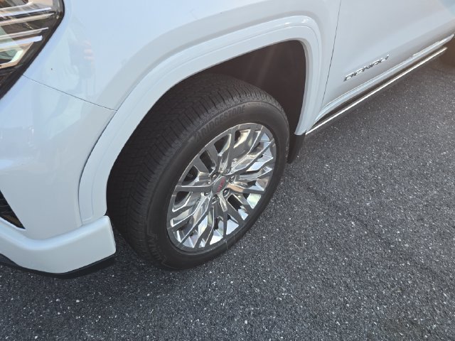 New 2026 GMC Sierra 1500 Denali AWD/4WD image 9
