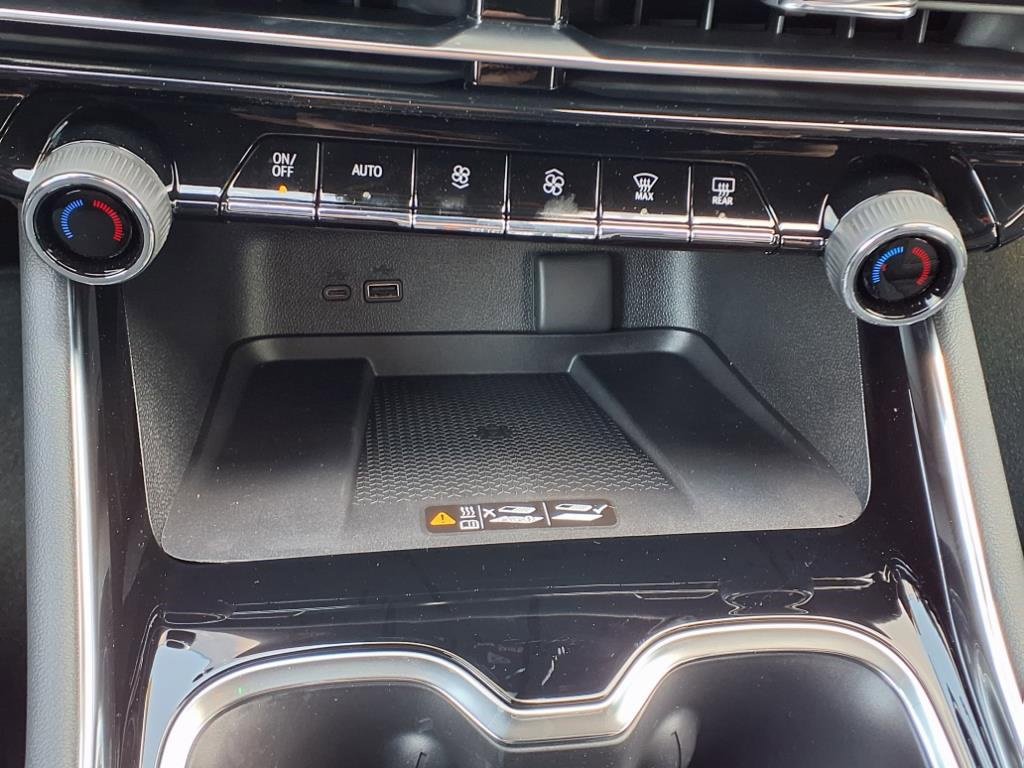 New 2026 Chevrolet Traverse LT w/ Driver Confidence Package image 16