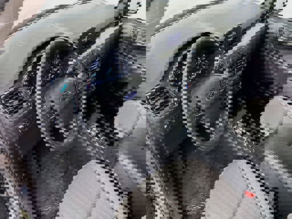 Certified 2022 Ford Escape S image 2