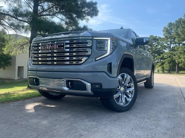 Used 2024 GMC Sierra 1500 Denali AWD/4WD image 2