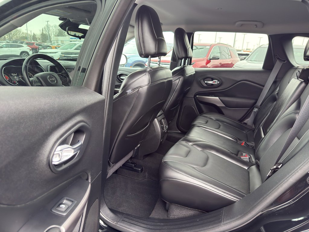 Used 2021 Jeep Cherokee Latitude Lux w/ Trailer Tow Group image 29