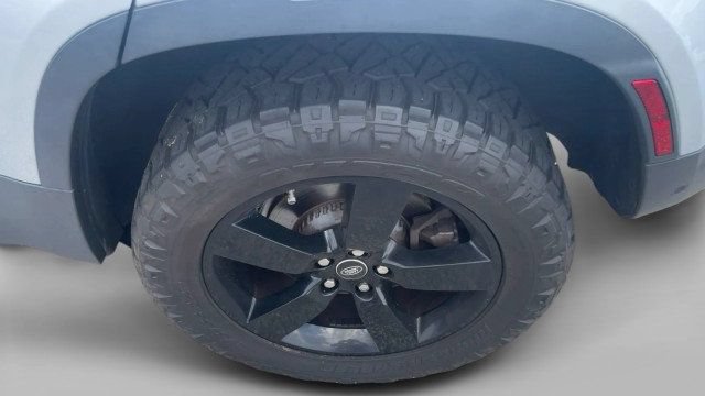 Used 2020 Land Rover Defender 110 First Edition AWD/4WD image 7