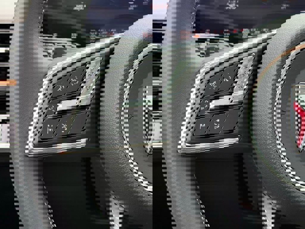 New 2026 Buick Envision Avenir image 25