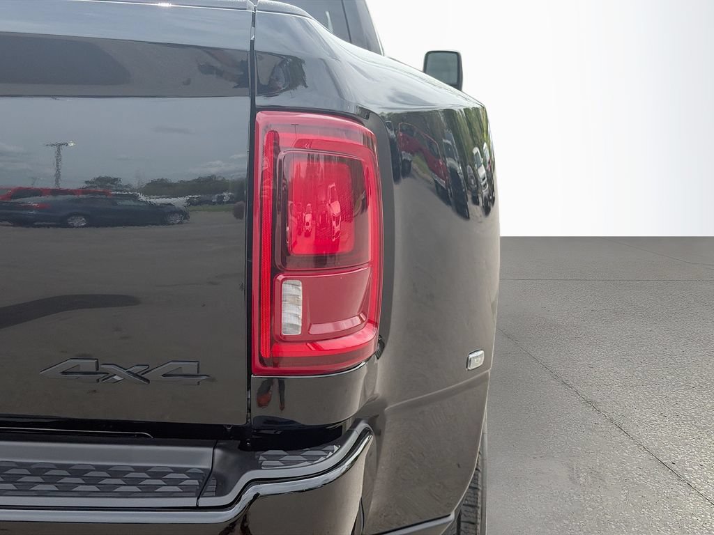 New 2026 RAM 3500 Laramie w/ Night Edition AWD/4WD image 11