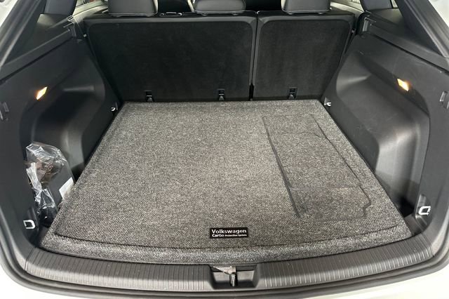 Certified 2023 Volkswagen Atlas Cross Sport SE FWD image 19