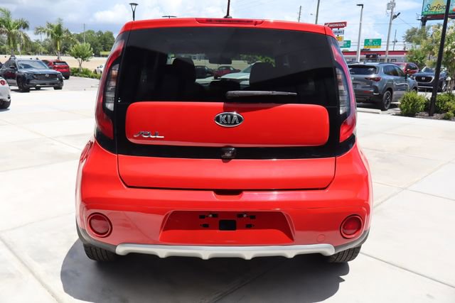 Used 2017 Kia Soul + FWD image 5