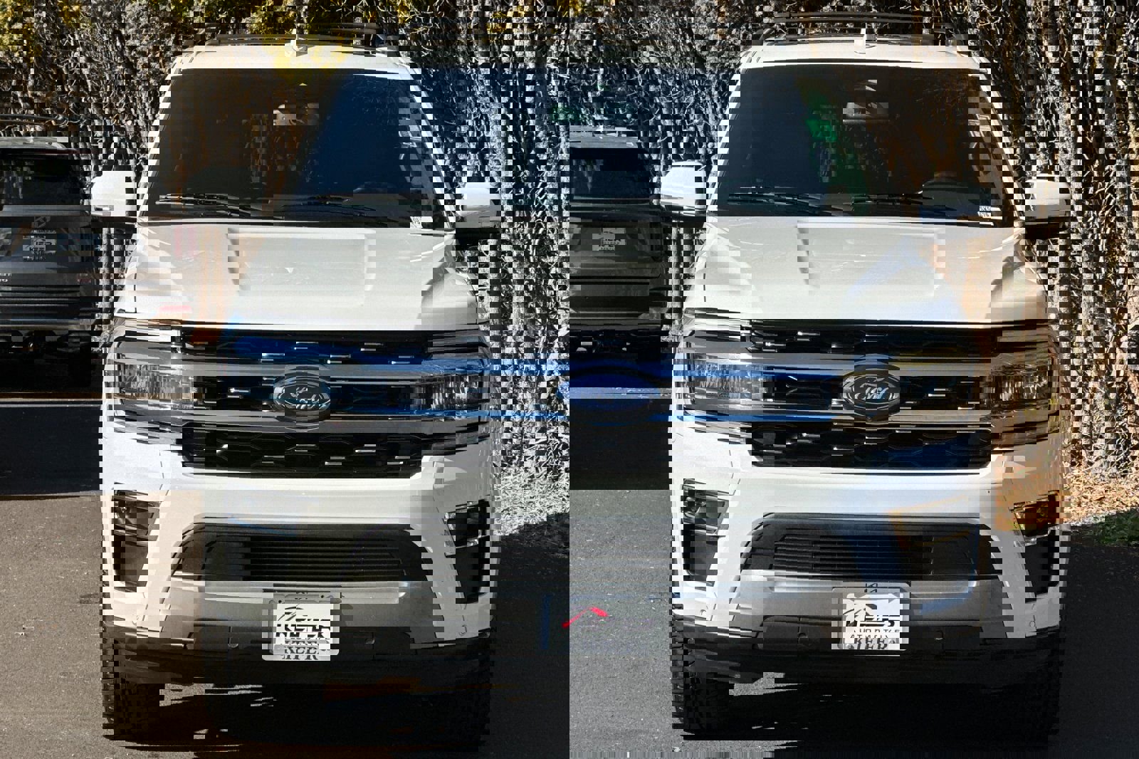 Used 2024 Ford Expedition Limited image 9