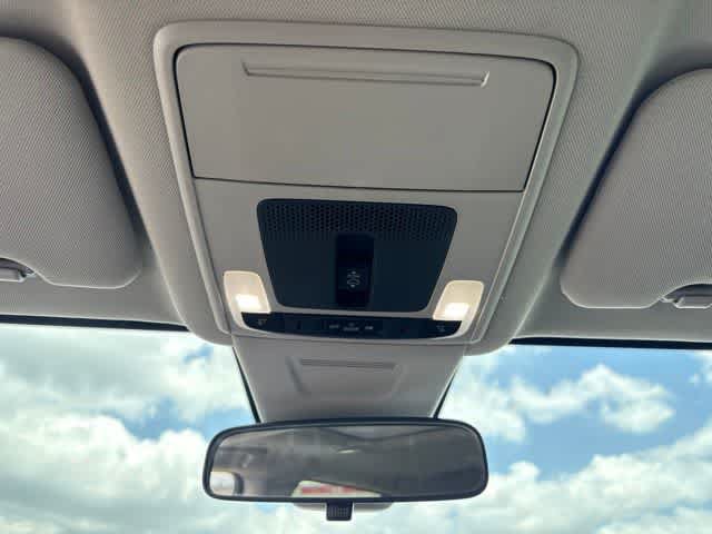 Certified 2025 Honda CR-V EX image 22