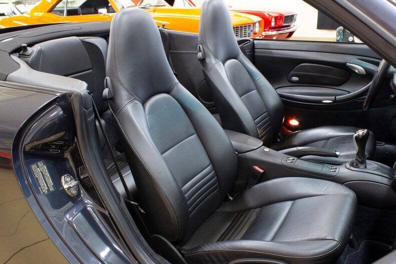 Used 2004 Porsche 911 Cabriolet image 54