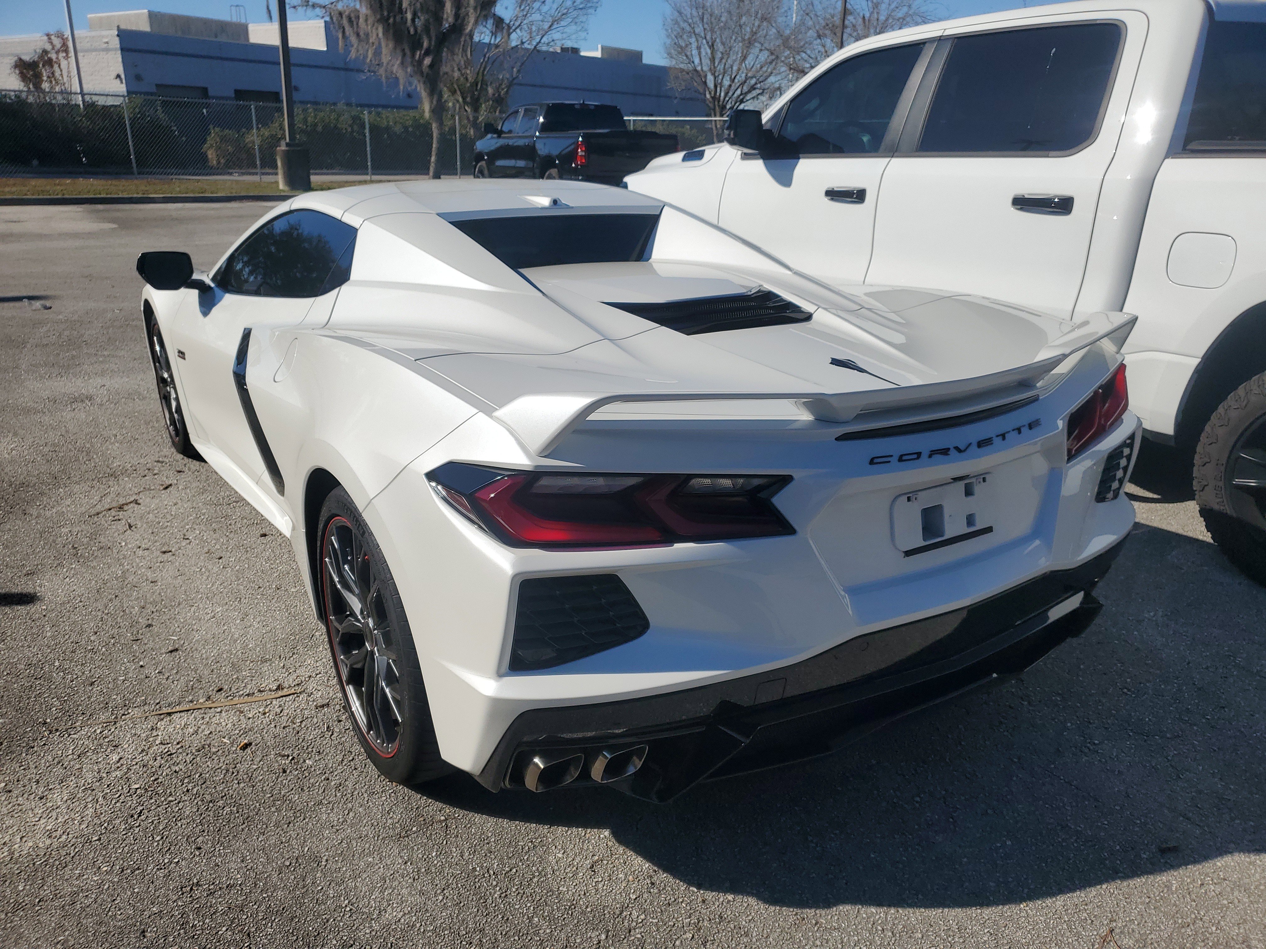 Used 2023 Chevrolet Corvette Stingray Premium Conv w/ Z51 Performance Package image 4
