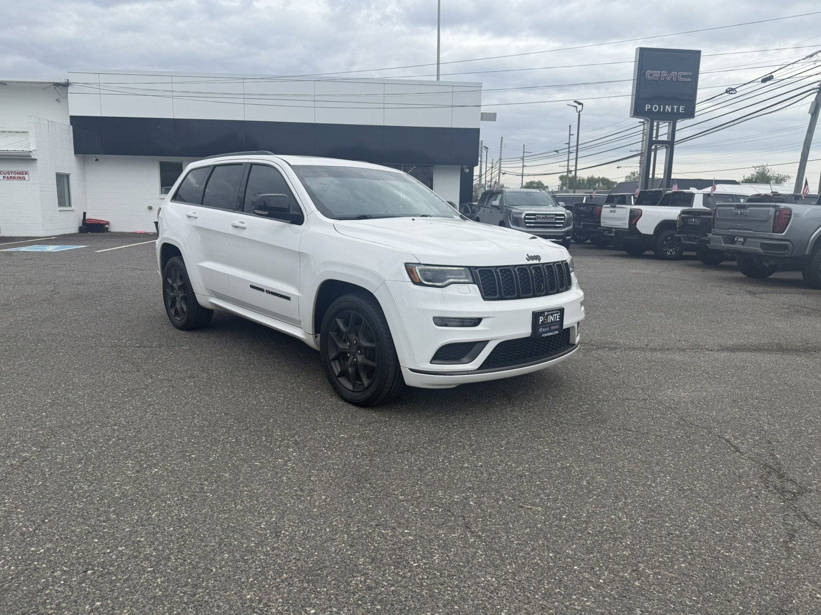 Used 2019 Jeep Grand Cherokee Limited X image 2