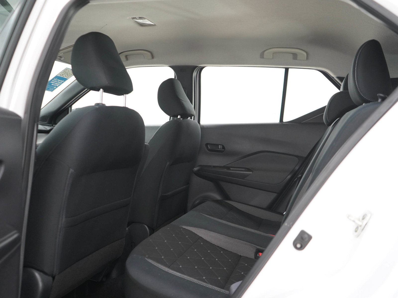 Used 2019 Nissan Kicks S FWD image 17