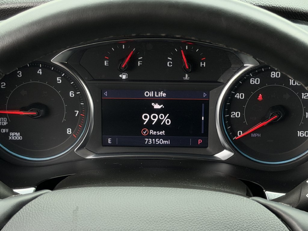 Used 2023 Chevrolet Traverse RS w/ LPO, Floor Liner Package FWD image 16