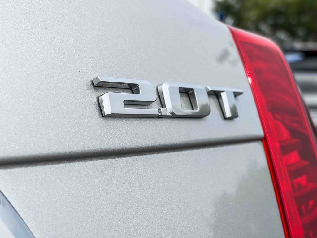 Used 2018 Cadillac CTS Luxury image 13