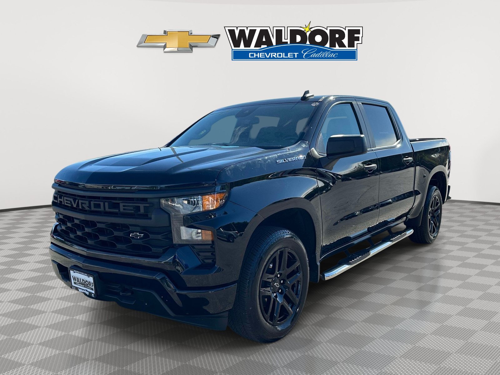 Used 2023 Chevrolet Silverado 1500 Custom AWD/4WD image 3