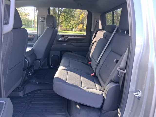 New 2026 GMC Sierra 2500 SLE w/ SLE Value Package; image 12