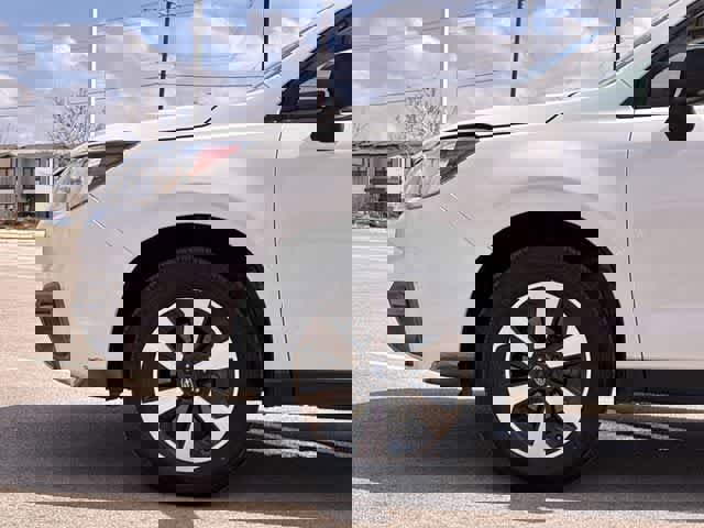 Used 2018 Subaru Forester 2.5i w/ Alloy Wheel Package image 14