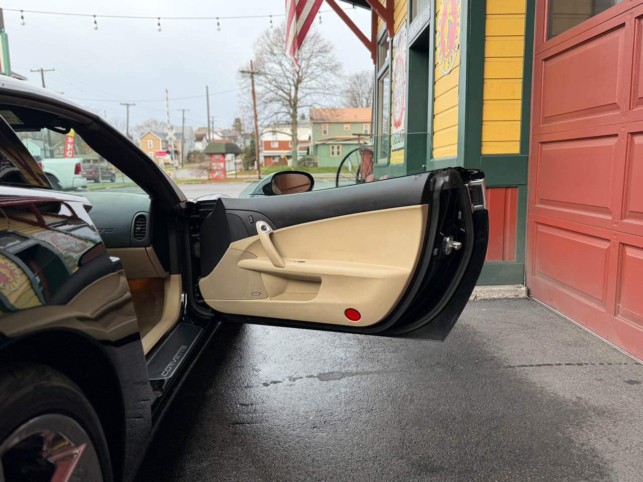 Used 2005 Chevrolet Corvette Coupe w/ Preferred Equipment Group image 16