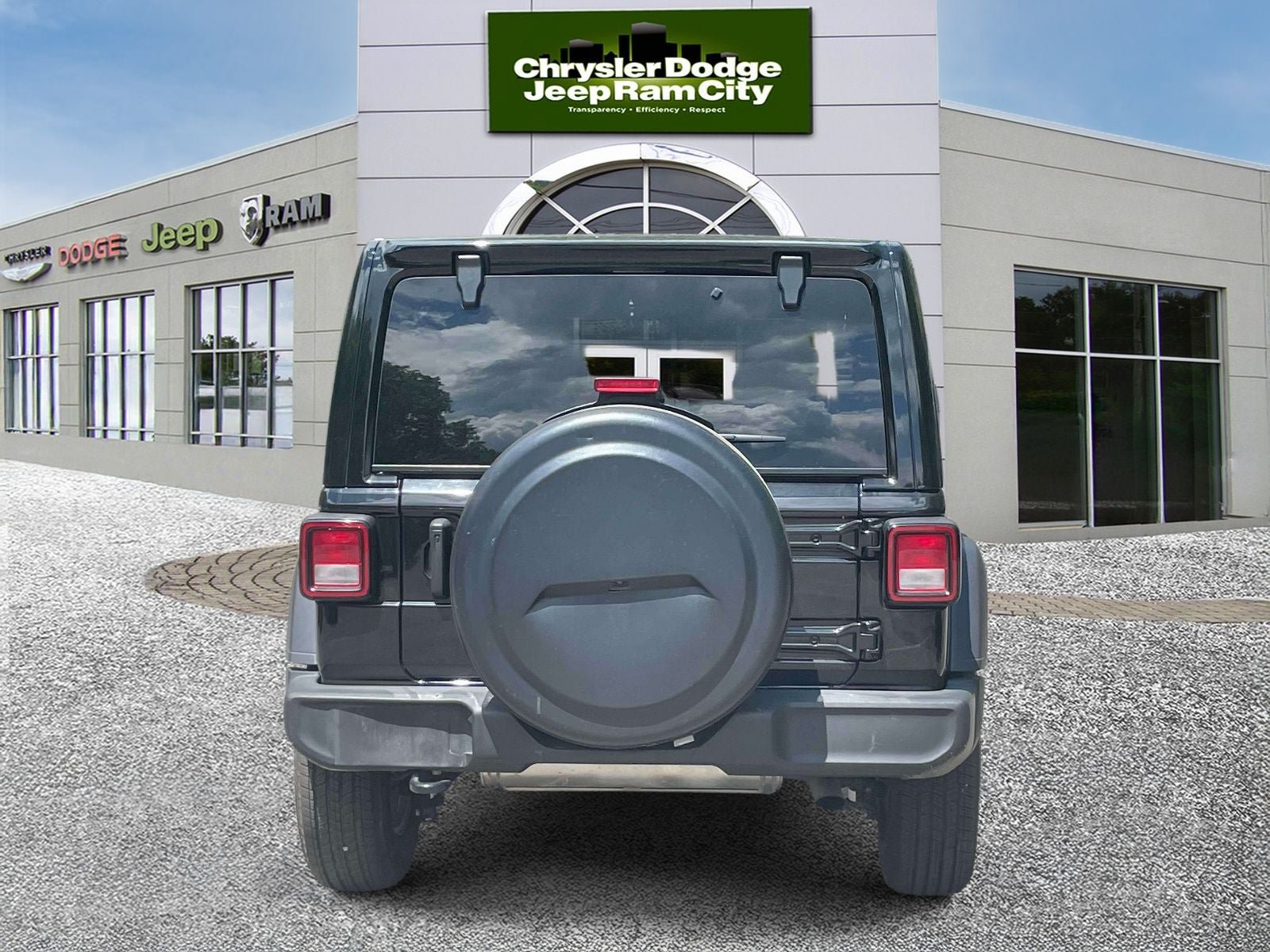 Used 2022 Jeep Wrangler Unlimited Sport w/ Sun And Sound Package AWD/4WD image 7
