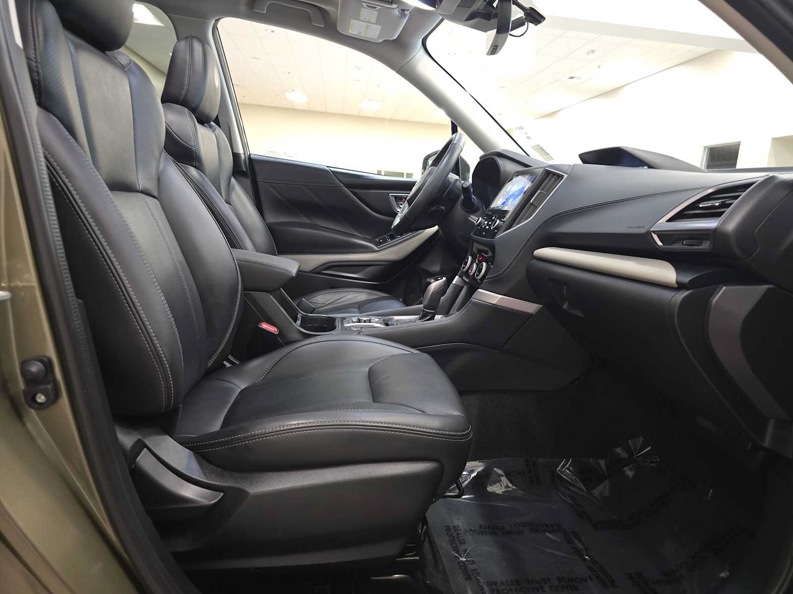 Used 2022 Subaru Forester Limited AWD/4WD image 29